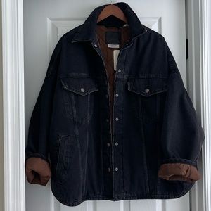 Levi’s fly trucker Jean jacket, womens size Large